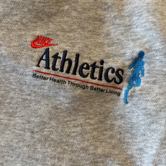 Nike Athletics Sportswear Men’s Gray Sweatpants Joggers - Picture 3 of 9